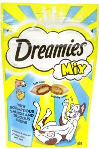 Dreamies Mix Somon Balıklı Ve Peynirli Kedi Ödülü 60 gr x 24 Adet